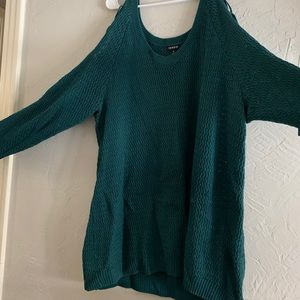 Tree green sweater